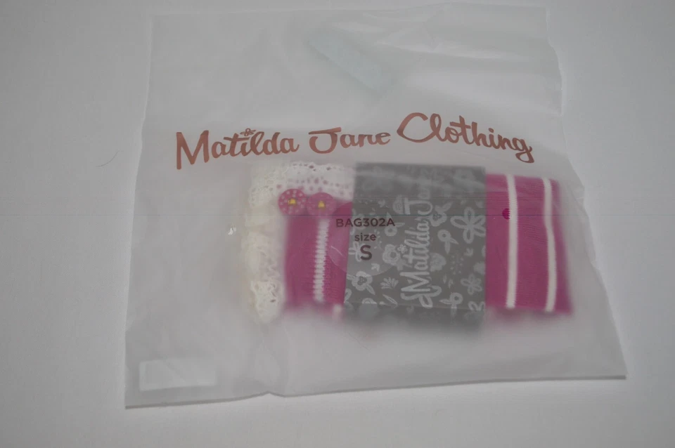 Matilda Jane Striped Fuchsia Knee-High Socks Size Small Girls Perfectly - Image 1 of 1