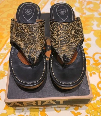 Sandalias Ariat para mujer de cuero marrón tooled 9 zapatos de tanga Foto 1 de 4