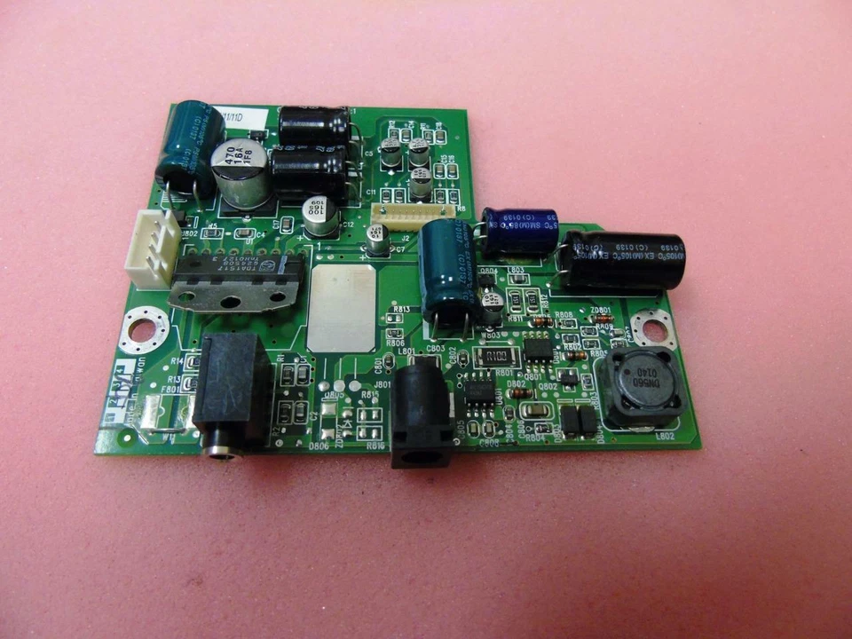 Compaq TFT 7020 LCD Monitor  455A3366001 PCBA Audio Board CM87C VM517 REV: 1 - Image 1 of 4