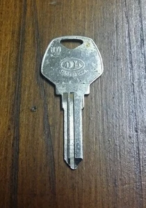 DL BLANK KEY HY1 FOR HARLEY DAVIDSON - Picture 1 of 2
