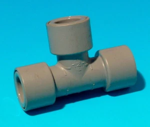 5 x Hep2O 22mm equal tees. Slimline style Hep20 push fit equal tee - Picture 1 of 3