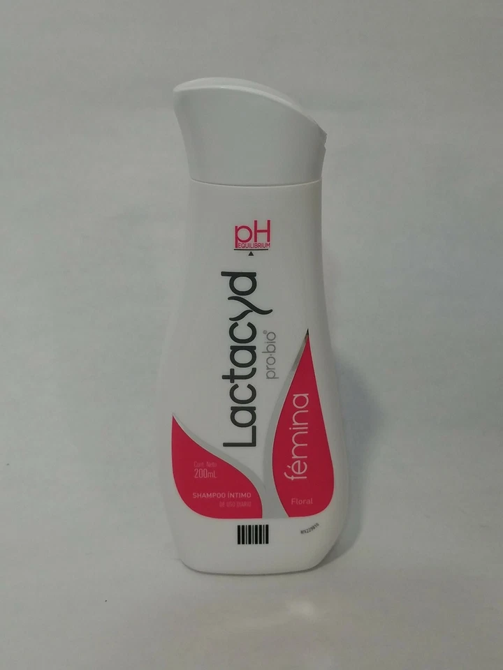 1x - Lactacyd Shampoo Femina ( 1 Bottle Cont. Neto 220 Ml. )