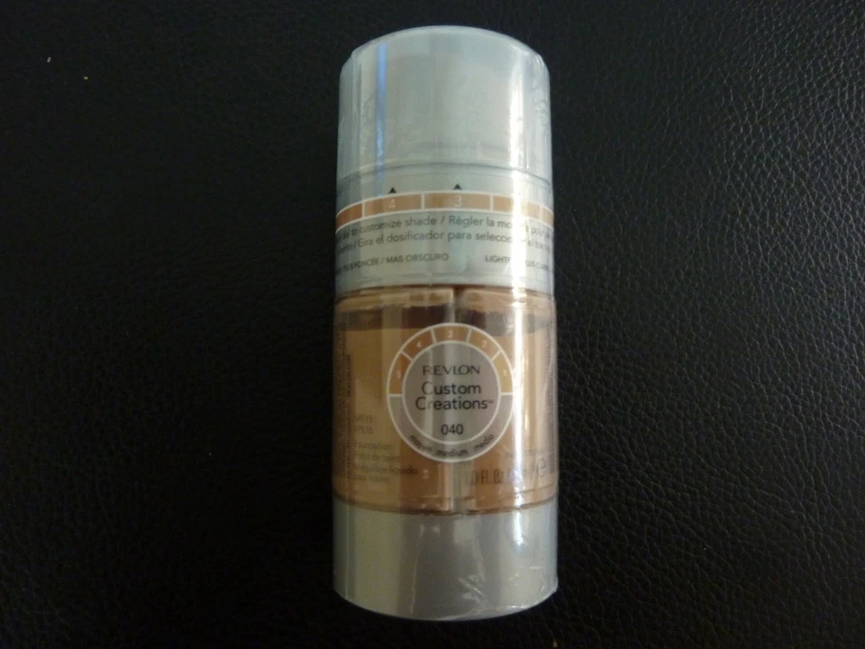 Revlon Custom Creations Foundation - MEDIUM  #40 - One New / Sealed Product - Image 1 of 1