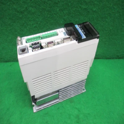 [Used] HARMONIC / HA-800B-3C-200-SPK0909 / AC SERVO DRIVE, 3A, Scratch - Image 1 of 3