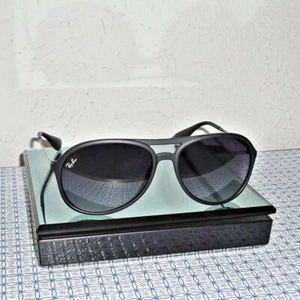 【NEW】RAY-BAN RB4201 622/8G 59-15 MEN'S ALEX BLACK/GRAY GRADIENT SUNGLASSES - Picture 1 of 12