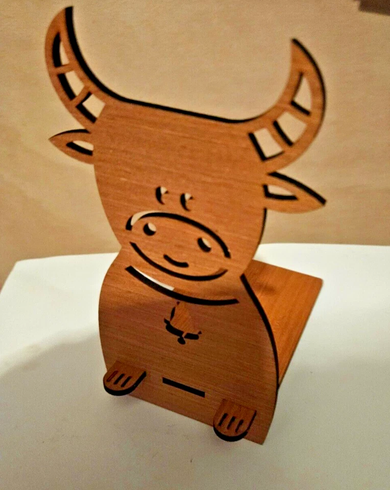 Wooden Mobile Phone Stands For Desk Phone Holder cow,  animals, novelty, office - Image 1 of 1