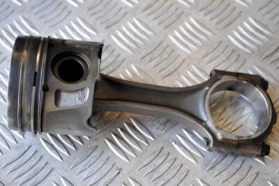 Land Rover Freelander 2 TD4 2.2 190PS pistón y varilla de cono Foto 1 de 3