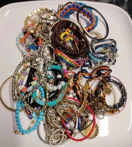 Bracelets Lot of 50+ Beaded Toggle Chain, 24 Stretchy, All Wearable, 1 Lb 6 Oz  - Picture 1 of 24