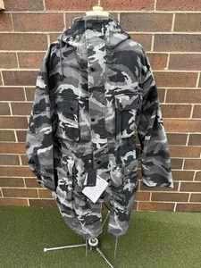A|X Armani Exchange Full Length Camouflage Arctic Camp Military XL - BRANDNEU - Bild 1 von 9