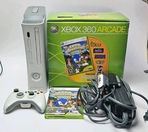 Xbox 360 Arcade 256MB Console Complete In Box w Controller, Game, Cords RARE - Picture 1 of 23