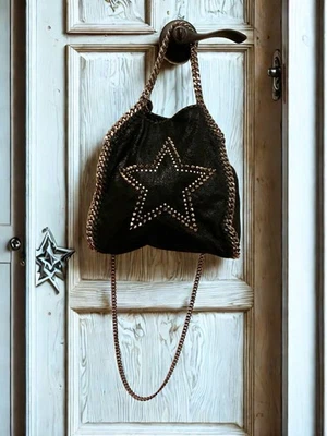 ⭐️ Bolso de Mano Stella McCartney Star Falabella Mini Cadena - Negro Brillo - Usado en Excelente Condición ⭐️ Foto 1 de 4