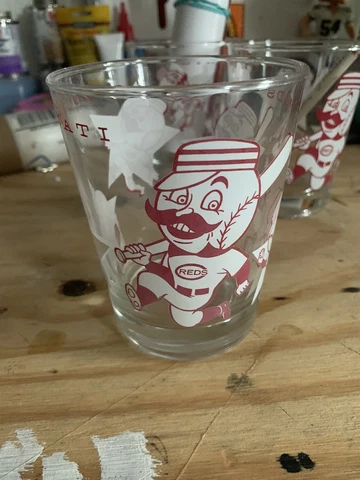Cincinnati Reds 1950’s 1960’s Glass Beautiful Condition Cover