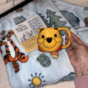 NEW Winnie the Pooh & Friends Throw Blanket 50x70 + Pooh Mug - Picture 1 of 10