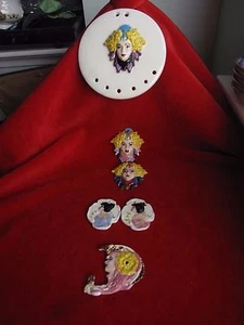 Vintage Unique Hand Painted Colorful Woman Faces-- 5 Piece Wind Chimes Set - Picture 1 of 12