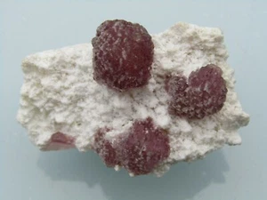 Fluorite su quarzo prefettura di Janghou provincia di Yiangxi Cina - Foto 1 di 8