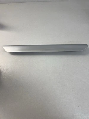 15 Mercedes-Benz E350  Front Right Center Console Trim 2126908082 OEM 32929 - Image 1 of 3