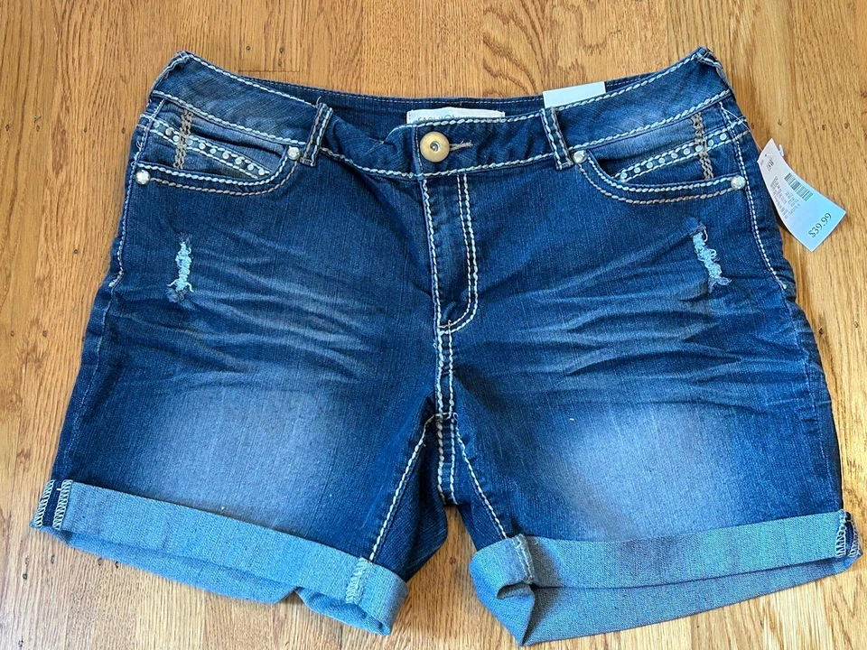 Fashion Bug Women’s  Jean Shorts Distressed Blingy Size 18 Hemmed Western Y2k - Image 1 of 4