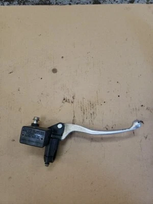 Cilindro maestro de freno delantero Yamaha Grizzly 700 550 2007-2011 3B4-2583T-00-00 Foto 1 de 3