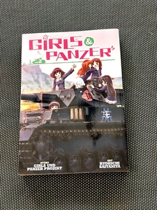 Girls & Panzer Vol. 2 Ryohichi Saitaniya englischer Manga 1. 2014 pb 10987654321 - Bild 1 von 6
