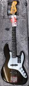 Fender American Ultra II Jazz Bass®, Ebony Fingerboard, Texas Tea + HS Case - Picture 1 of 12