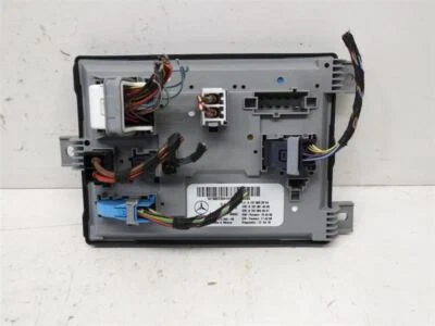 2020 MERCEDES GLE350 REAR SIGNAL ACTIVATION MODULE ID A1679002304 - Imagem 1 de 4