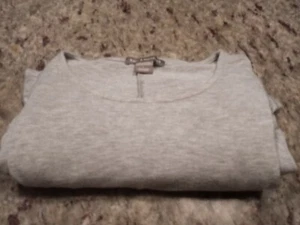 KATE & MALLORY WOMEN'S  Short Sleeves High Low Swing Top /HEATHERED GRAY /LARGE  - Picture 1 of 24