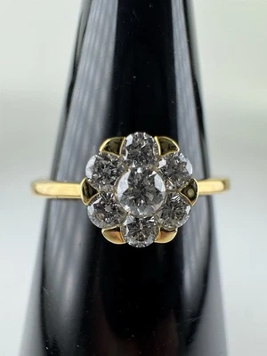 Anillo de compromiso delicado de oro amarillo de 18k 750 diamantes con racimo de flores tamaño 6,5" Foto 1 de 4