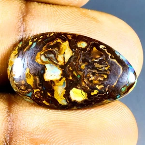 8.69 ct World class Fancy (24 x 15 mm) Multi Australian Koroit Boulder Opal - Picture 1 of 2