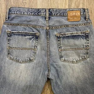Aeropostale Mens Jeans 36x31 Essex Straight Leg Medium Wash Light Distresses - Picture 1 of 10