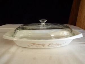 (G) Vintage Pyrex 1,5 Quart Kasserolle mit Deckel - Bild 1 von 4