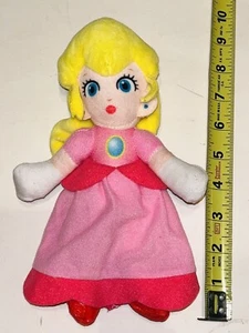 Super Mario ALL STAR COLLECTION "Princesa Melocotón" - Peluche - Imagen 1 de 2