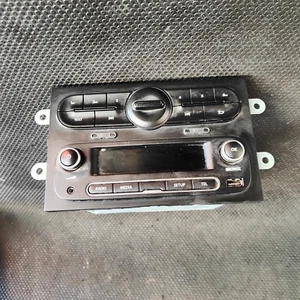 2018 RENAULT TWINGO SCHRÄGHECK RADIO STEREO USB PLAYER HEAD UNIT 281152834R #1 - Bild 1 von 7