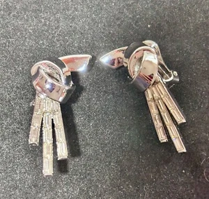 🎁 Vintage TRIFARI Ohrhänger Silberfarben Klar Strass Ohrhänger - Bild 1 von 7