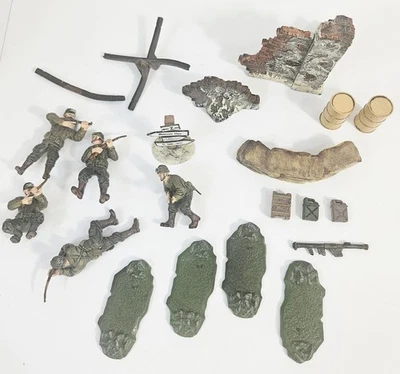 Forces of Valor 1:32 Military - 20 pc Figures and Accessories 2003 Unimax Toys - Image 1 of 4