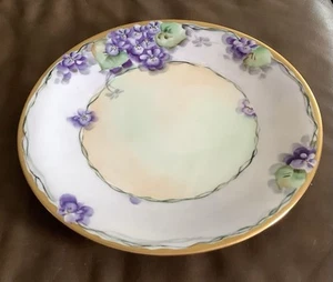 LA Seynie Limoges Francia (P&P) Violetas pintadas a mano 9,25” placa firmada (167ia) - Imagen 1 de 6