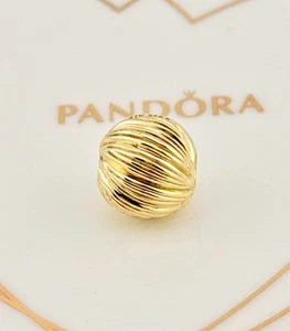 New 100% Genuine Authentic Pandora Shine Gold Elegant Grooves Clip Charm 767578 - Picture 1 of 7