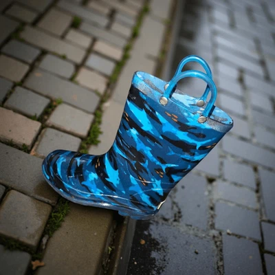 Botas de lluvia WESTERN CHEIF para niños pequeños Shark Chase Light Up talla 10 Foto 1 de 4
