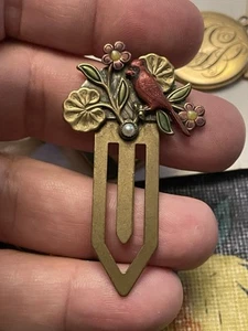 Vintage Cardinal Book Marker Gold Tone - Picture 1 of 2