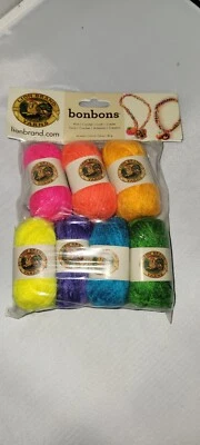 Fio BonBons Lion Brand (1 pacote com 7 bolas em miniatura) - Imagem 1 de 2