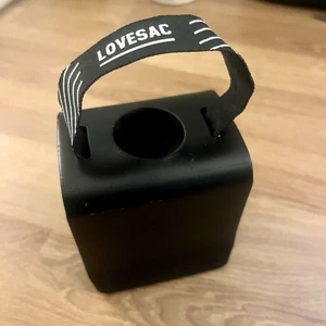 Sofá negro Lovesac seccional de acero con abrazadera en U Love Sac - Imagen 1 de 5