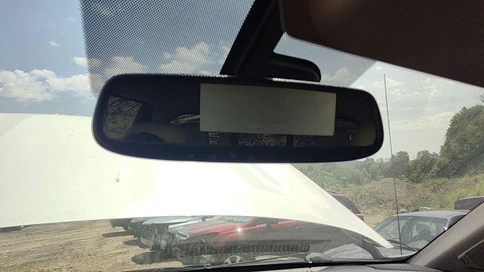 Espejo retrovisor navegación Nissan Titan XD 16 Foto 1 de 1