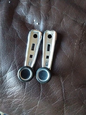  Clip manivela ventana mercedes-benz w113 250 280 sl en 250sl 280sl pieza oem Foto 1 de 4