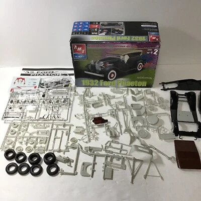 AMT/ERTL, 1932 Ford Phaeton, Parts Model . Scale ￼1/25 - Image 1 of 4