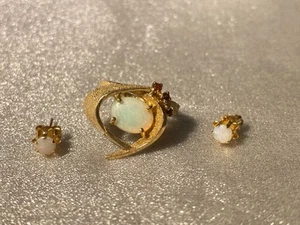 3-pc Aus. Opal and Ruby 14KY Gold Womens Ring #5 and Stud Earrings Set - Picture 1 of 13