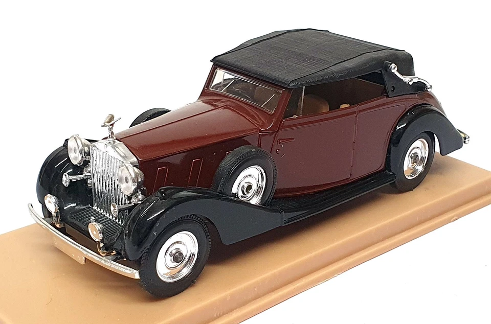 Solido 1/43 Scale Diecast No. 46 - 1939 Rolls Royce - Met. Brown/Black - Image 1 of 4