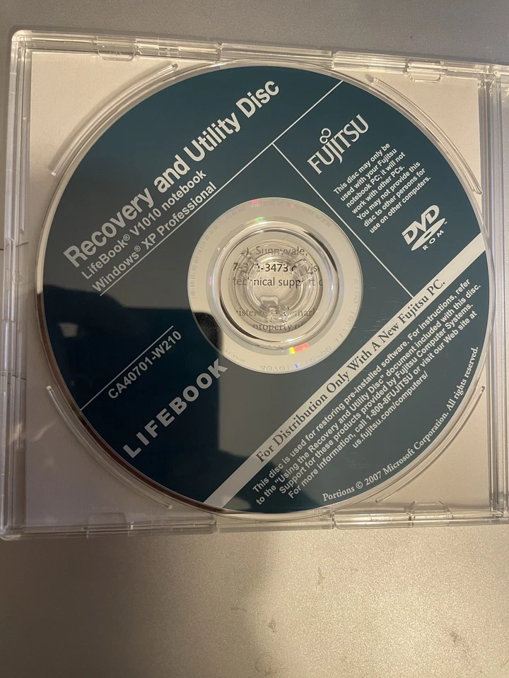 Fujitsu Lifebook Recovery and Utility Disc Windows XP Professional - CD ONLY!!! - Image 1 of 1