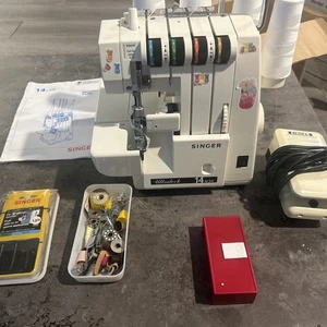 Vintage Singer Ultralock 14U34B Sewing Machine With Manual Tested Works - Picture 1 of 8