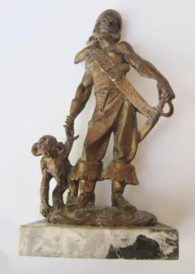 Figura Pirata con Mono Resina Tono Bronce Base Granito 8 pulgadas Alto Foto 1 de 4
