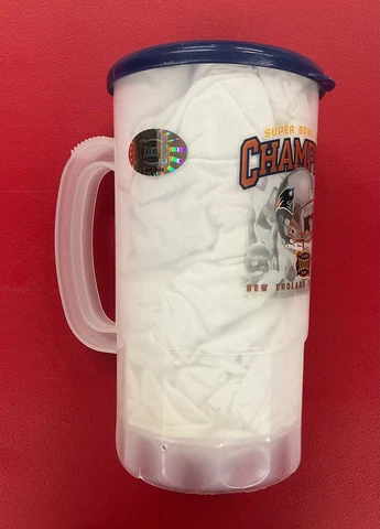 New England Patriots Super Bowl 2004 Champions Shirt in Commemorative Cup mug Cover