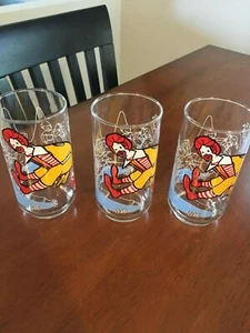 Ronald Mcdonald Collector Series Drinking Glasses 1977 - Picture 1 of 1